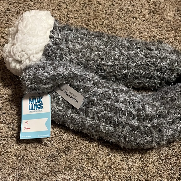 Muk Luk Sock Slipper. NWT. Infused with shea butter. - Picture 3 of 3